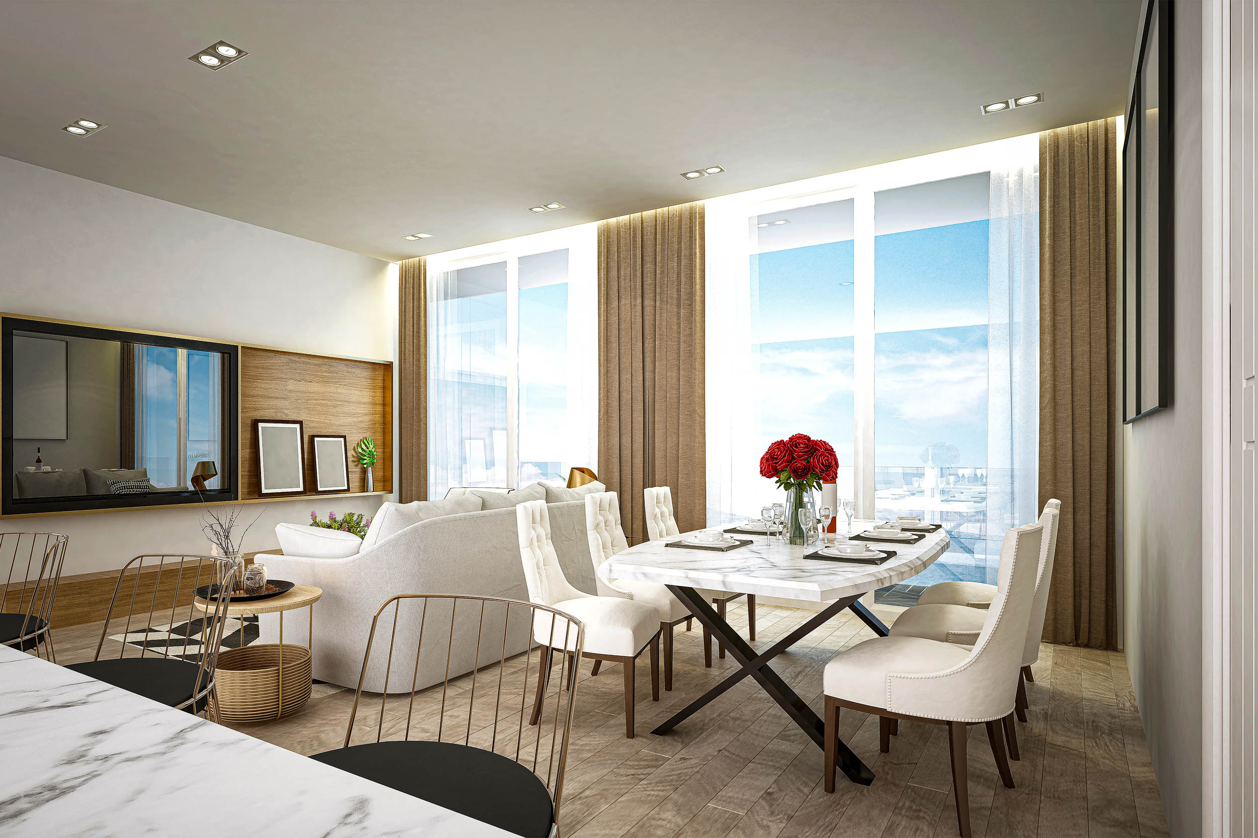 Modernes, offenes Wohn- und Esszimmer mit großen Fenstern, beigen Vorhängen, einem weißen Sofa, einem Marmor-Esstisch mit Tellern und roten Blumen und neutraler Dekoration, lichtdurchflutet.